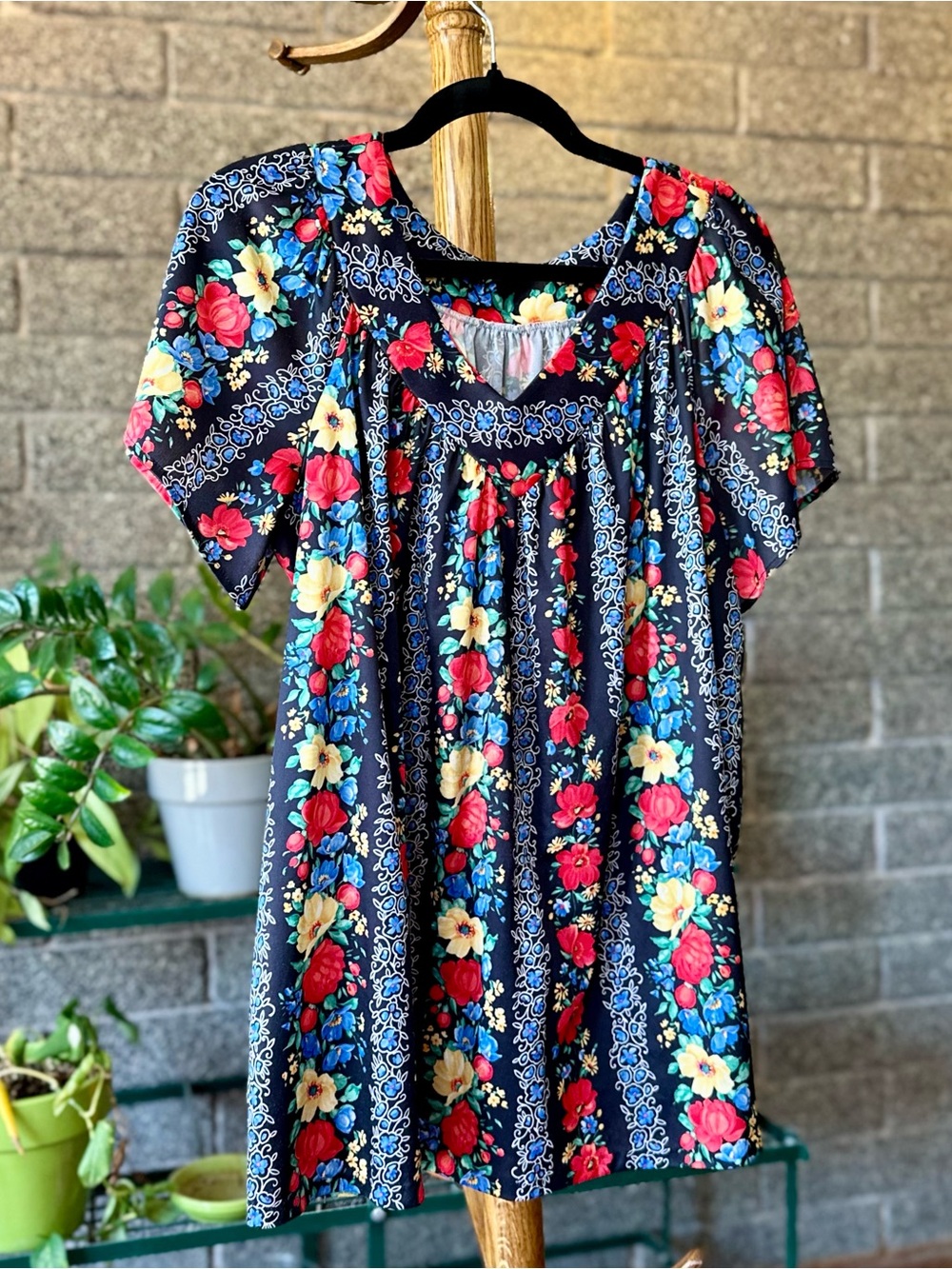 1960s 1970s Vintage Black Floral Muumuu Peasant Blouse